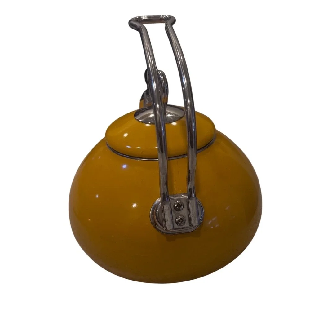 Mustard Yellow Enamel Whistling Tea Kettle Heart Knob Retro Stove Tea Pot EUC‎